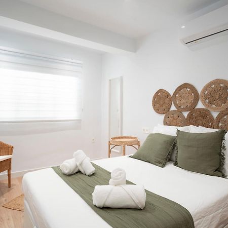 Ronda Suites Junto Estacion Tren Y Hospitales グラナダ エクステリア 写真