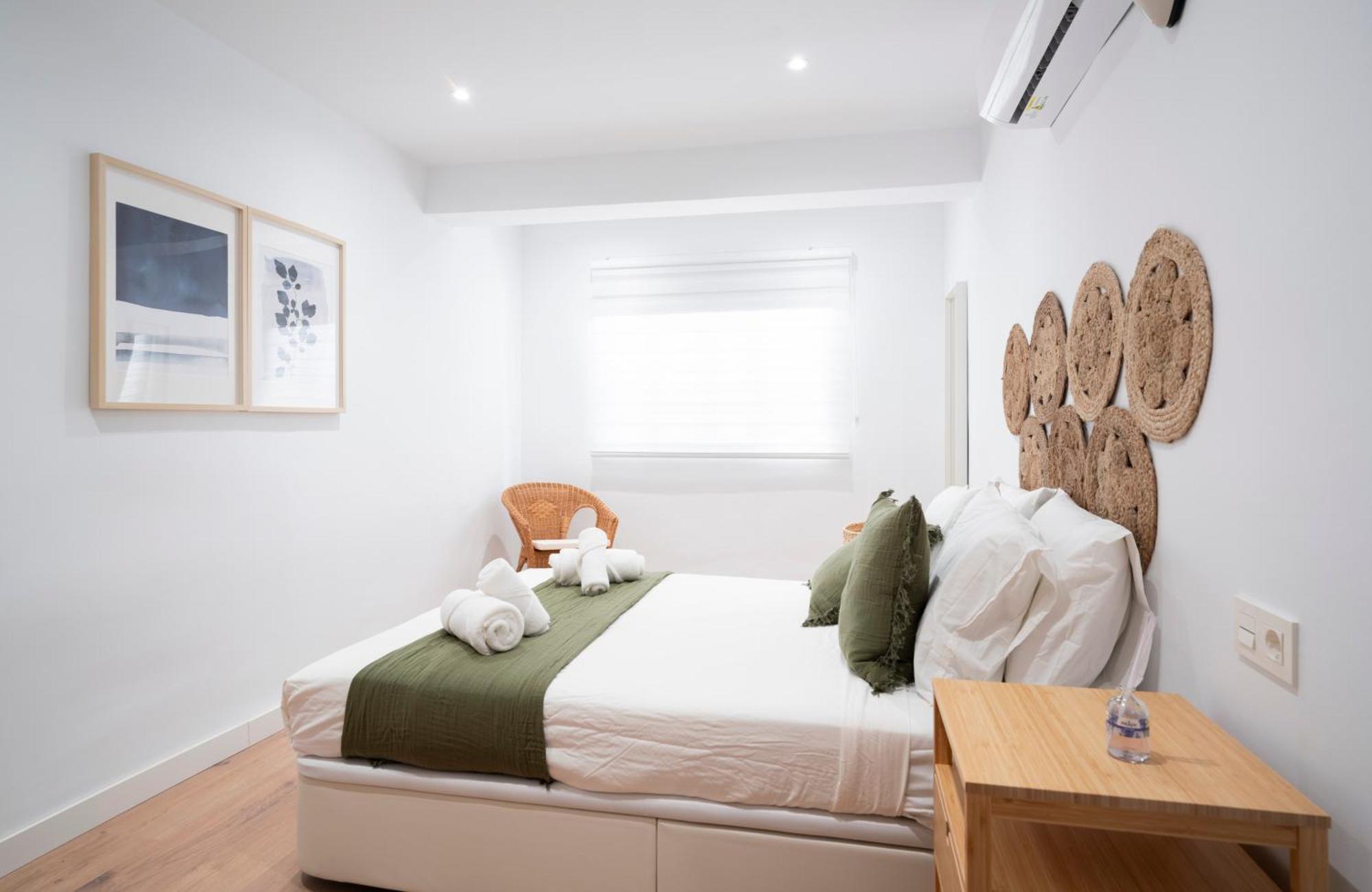 Ronda Suites Junto Estacion Tren Y Hospitales グラナダ エクステリア 写真