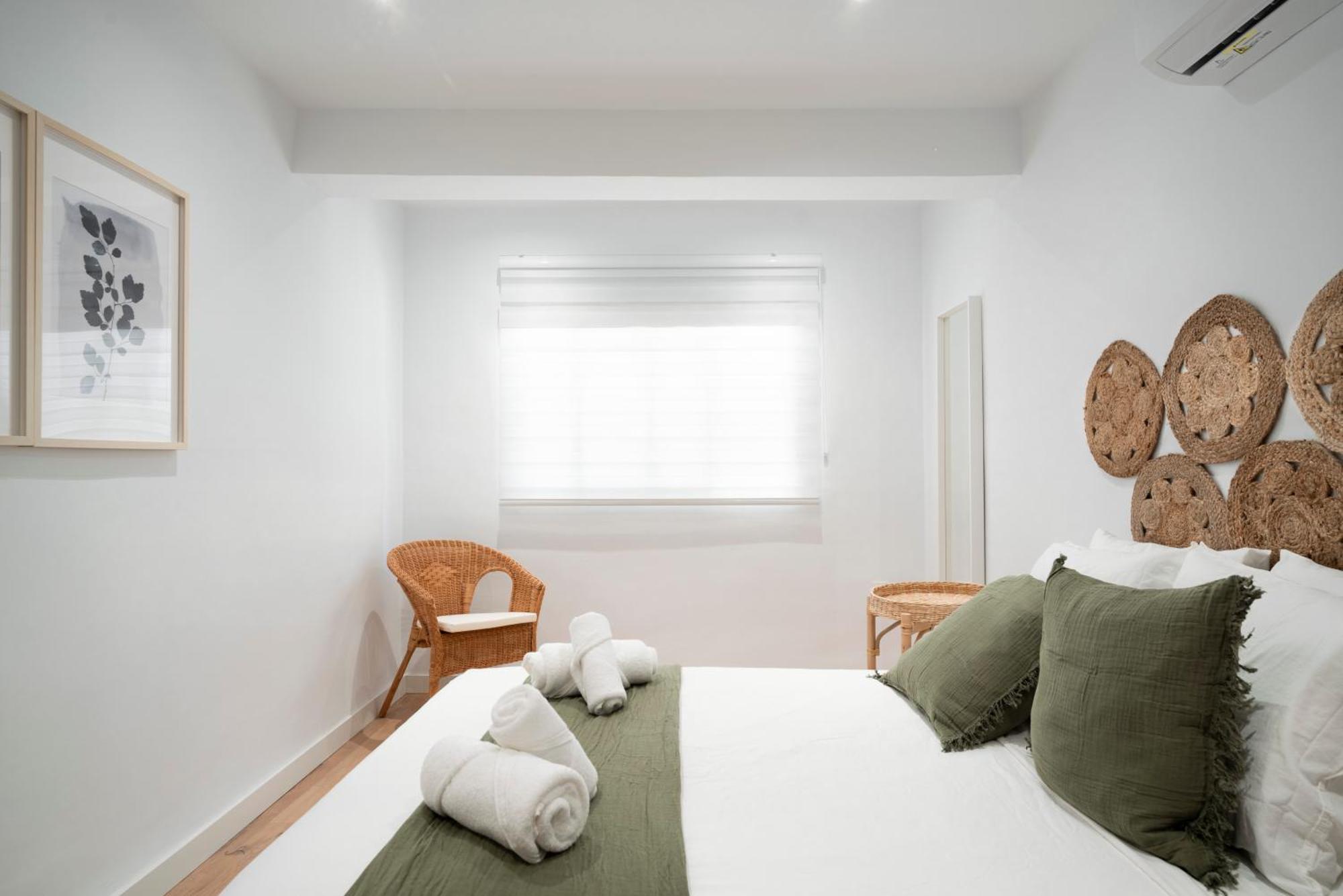 Ronda Suites Junto Estacion Tren Y Hospitales グラナダ エクステリア 写真