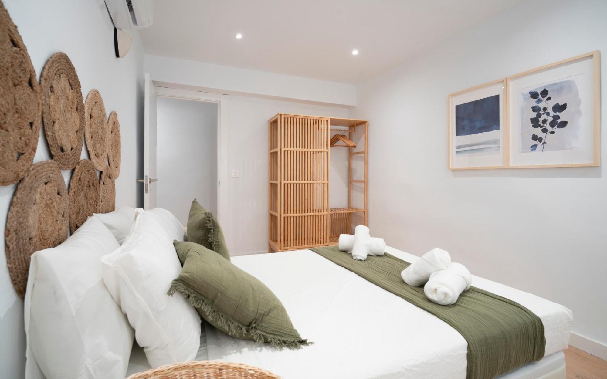 Ronda Suites Junto Estacion Tren Y Hospitales グラナダ エクステリア 写真