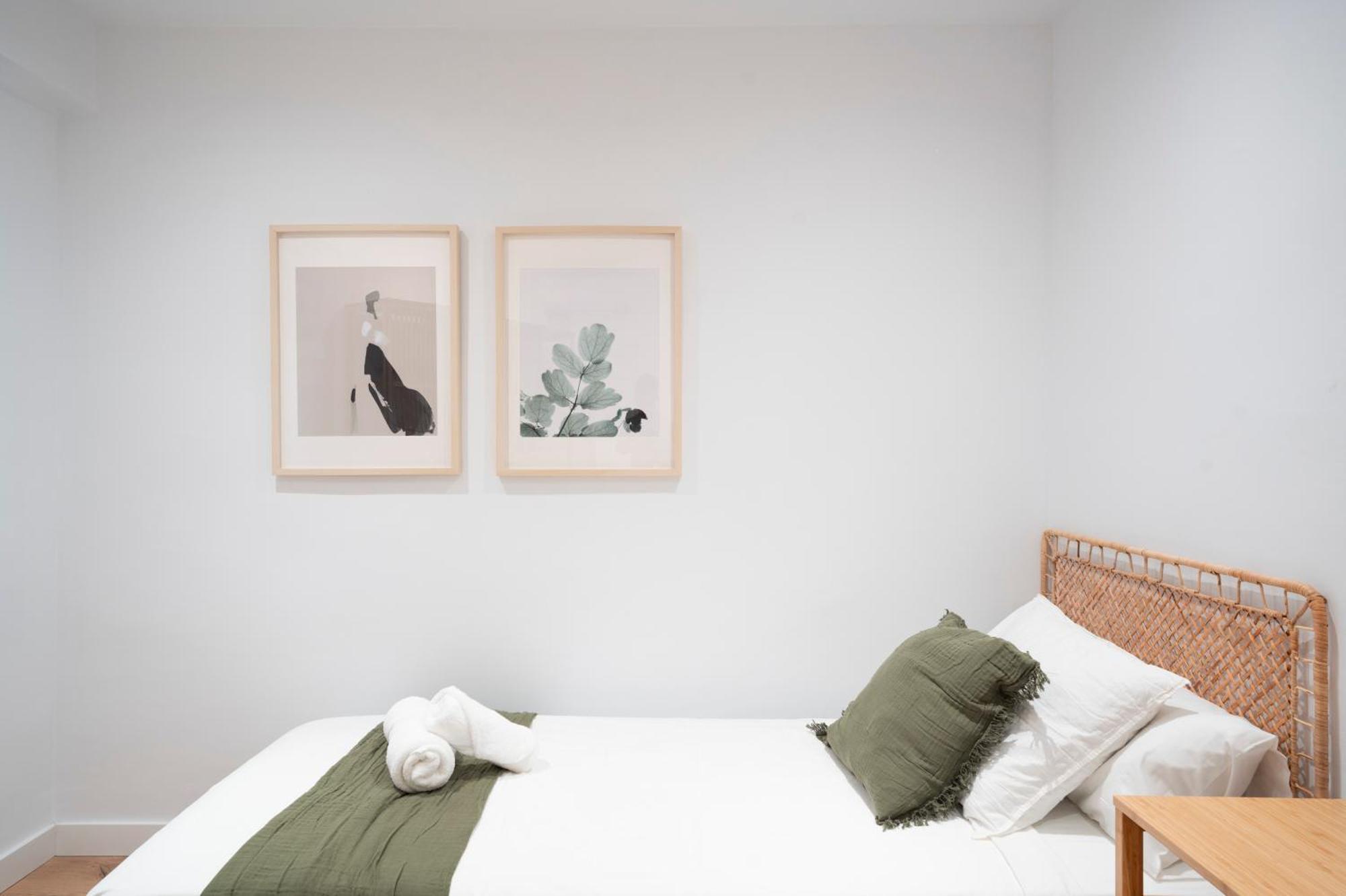 Ronda Suites Junto Estacion Tren Y Hospitales グラナダ エクステリア 写真