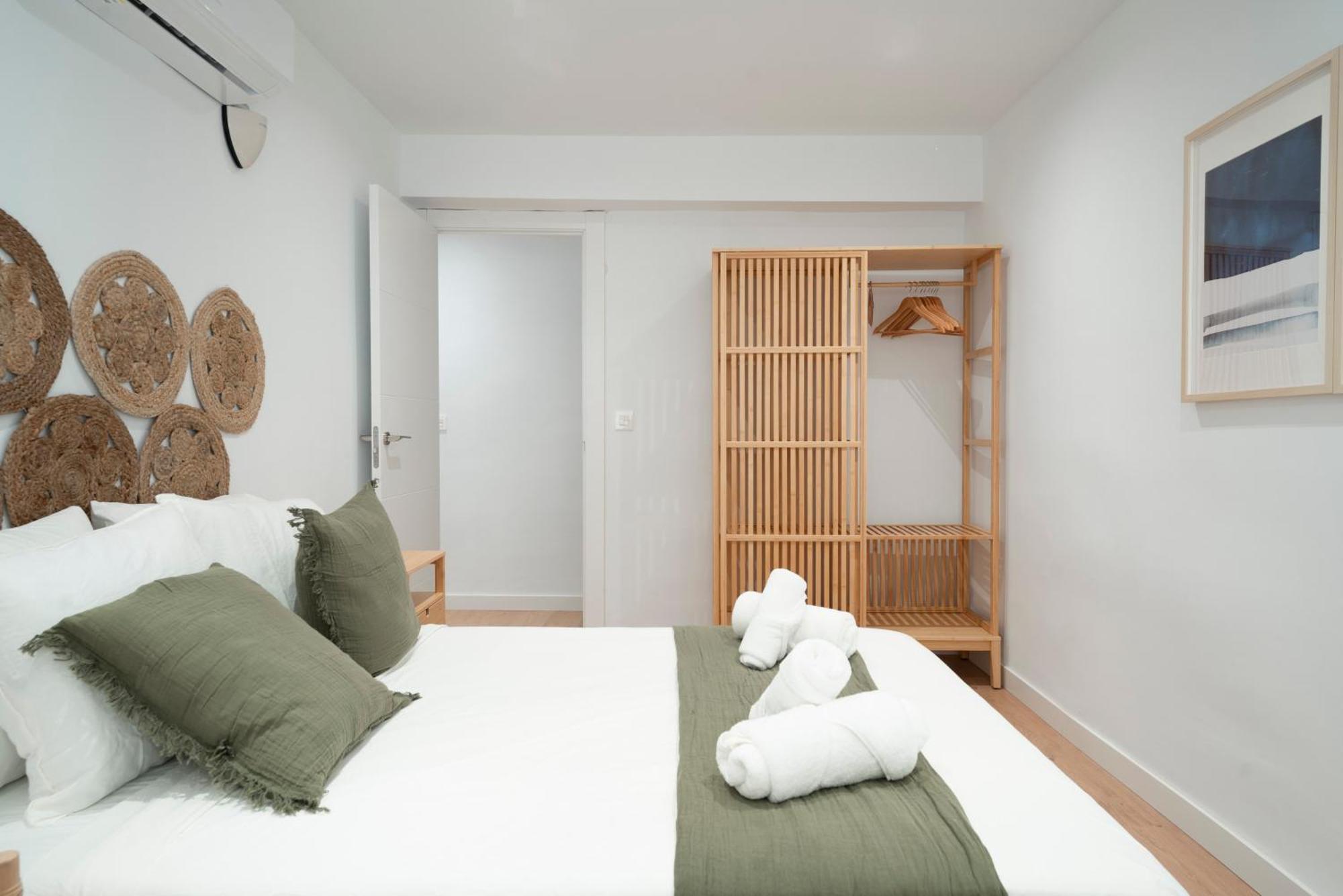 Ronda Suites Junto Estacion Tren Y Hospitales グラナダ エクステリア 写真