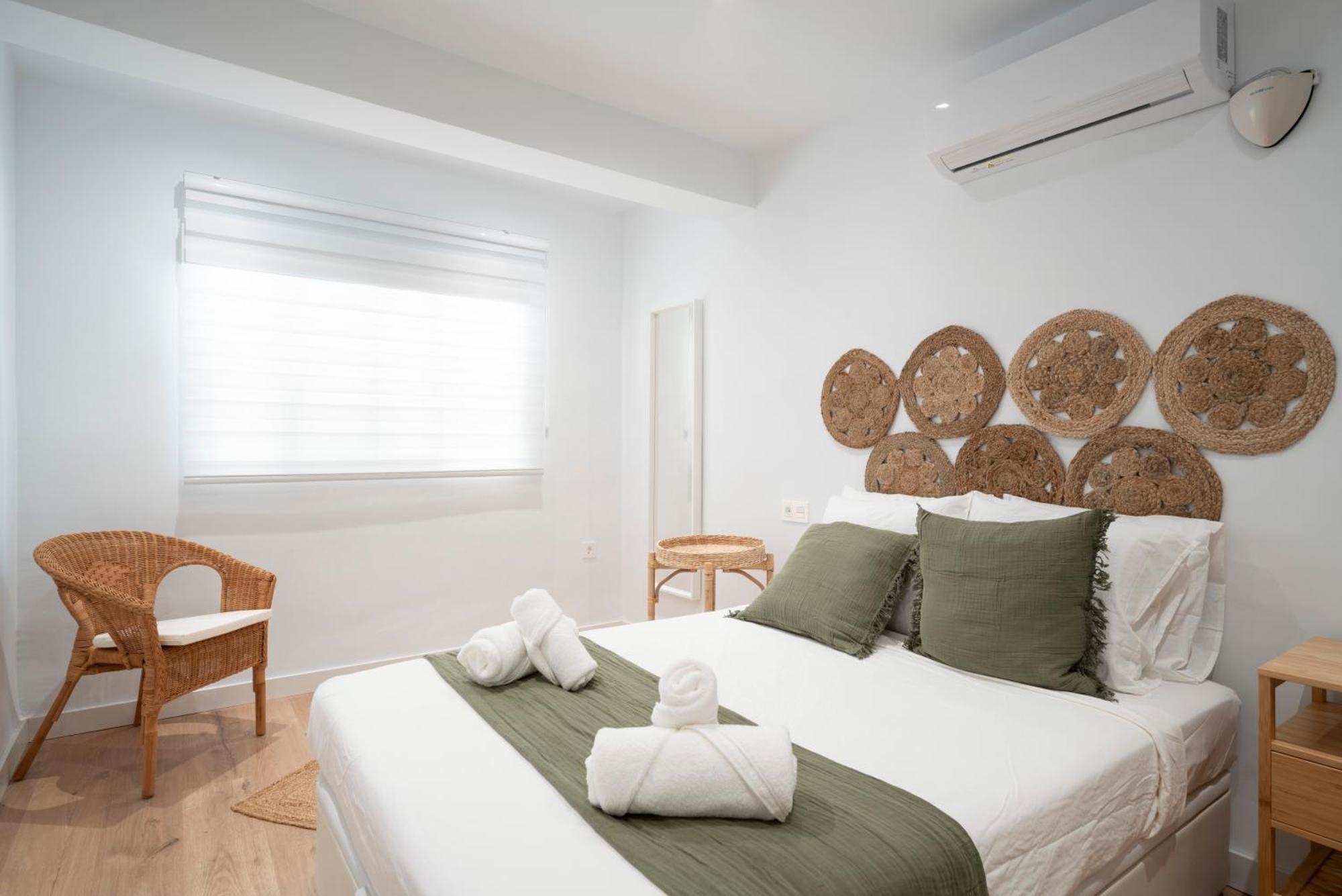 Ronda Suites Junto Estacion Tren Y Hospitales グラナダ エクステリア 写真